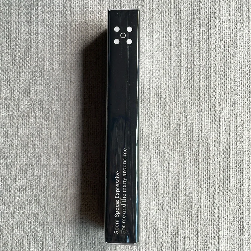 Commodity book expressive 10ml travel